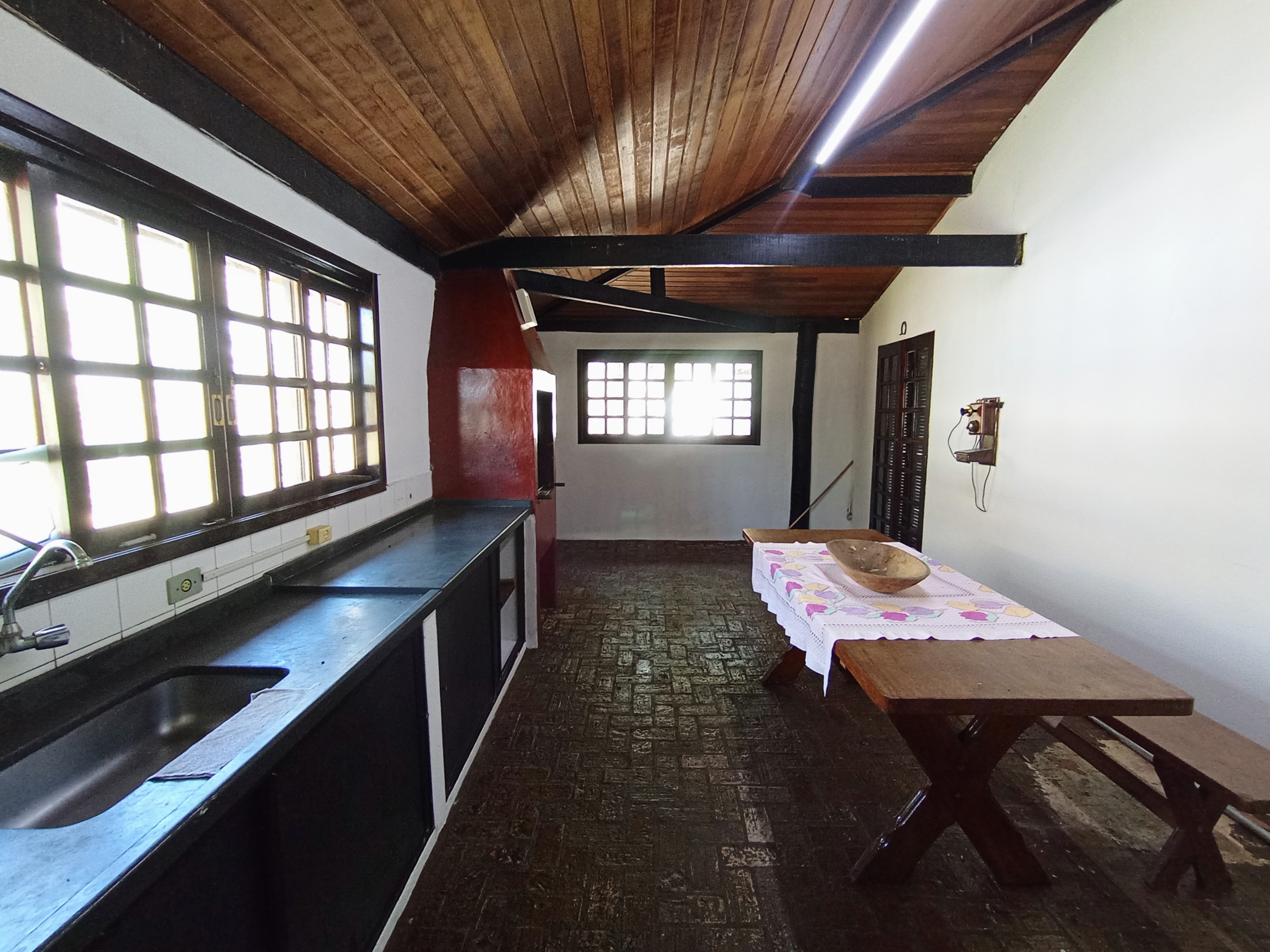 Sítio à venda com 24.000 m² no bairro Mandú em Pindamonhangaba/SP.