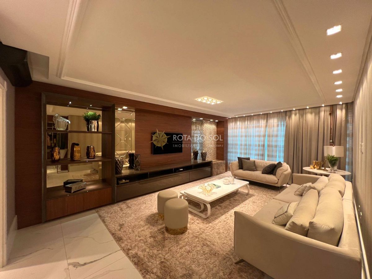 =Vogue Home Apartamento Quadra Mar 4 Suítes Meia Praia Itapema SC