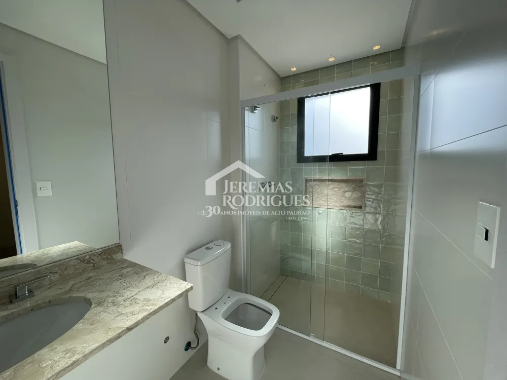 Apartamento com 3 suítes, 211 m² no Edifício Europa em Taubaté/SP