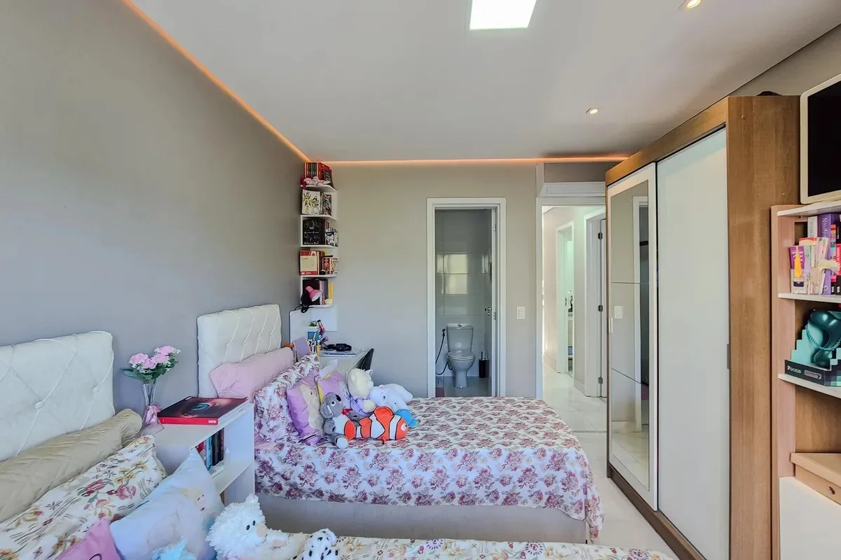 Oportunidade no Centro de SBC: Apartamento Moderno de 74m², 2 Suítes, Varanda Gourmet e 2 Vagas Livres – Abaixo do Valor de Avaliação!