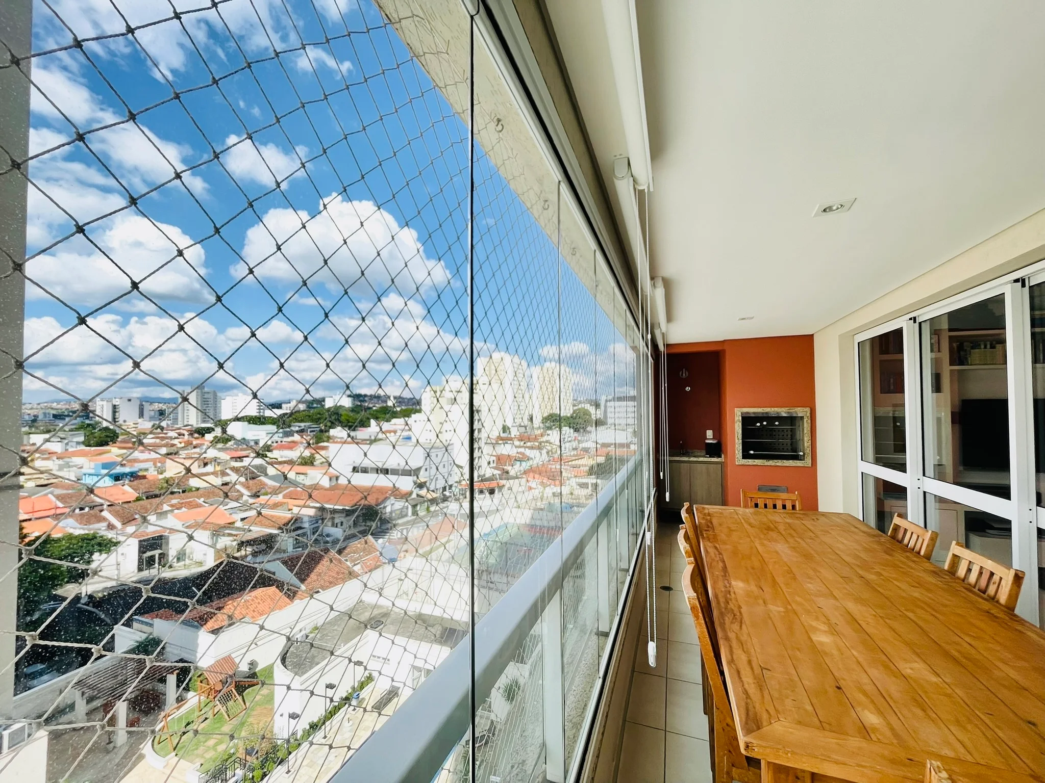 Apartamento à venda com 3 dormitórios, 130m² no Edifício Figueiras em Taubaté/SP