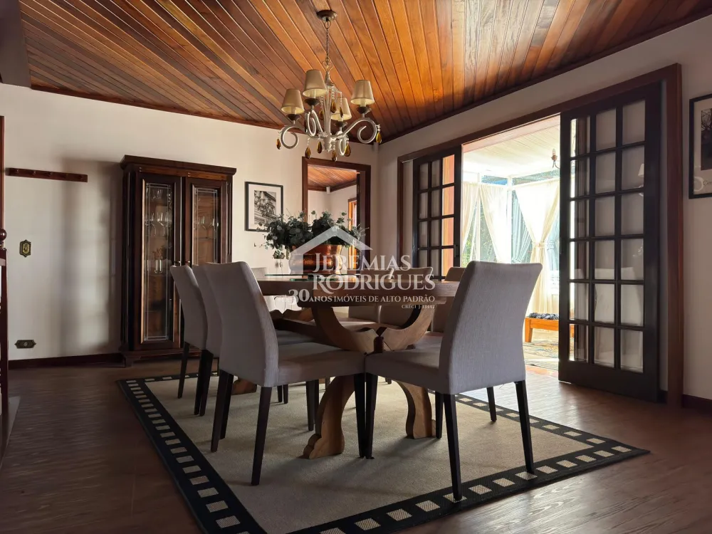 Casa com 4 suítes, 350 m² -  Vila Francalanza - Campos do Jordão/SP.