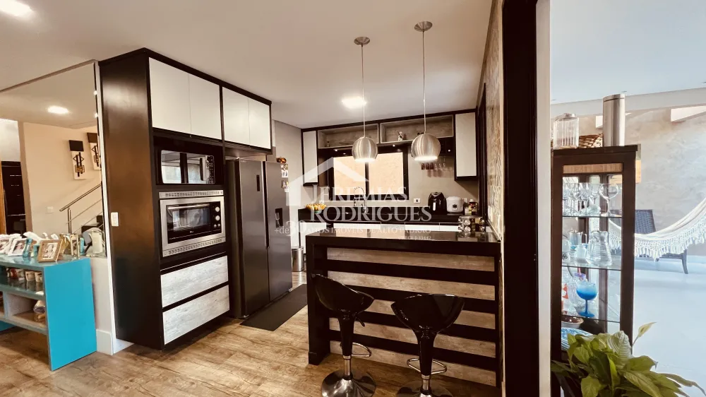 Casa com 3 suítes, 239 m² - Condomínio Campos do Conde - Tremembé/SP