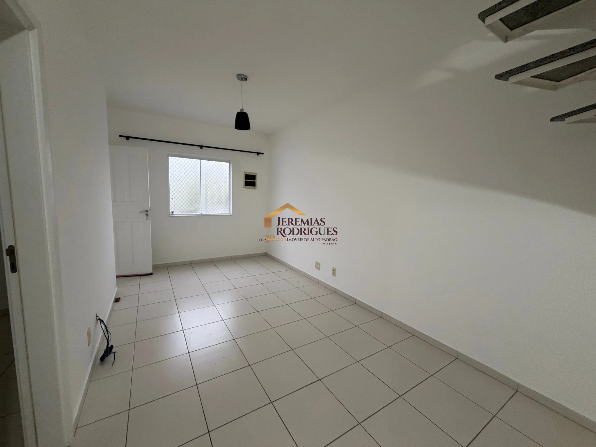 Casa para locação no Condomínio Residencial Jardins em Pindamonhangaba/SP. — foto 1