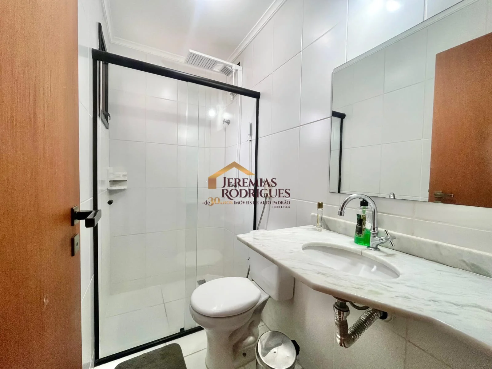 Apartamento Semi mobiliado, porteira fechada à venda no Bairro do Itaguá em Ubatuba/SP. — foto 7