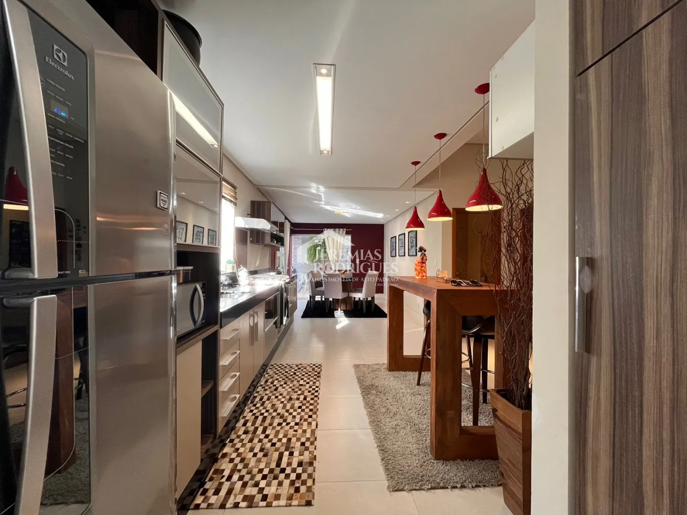 Casa para venda e locação com 2 suítes no Condomínio Verdes Vales em Taubaté/SP