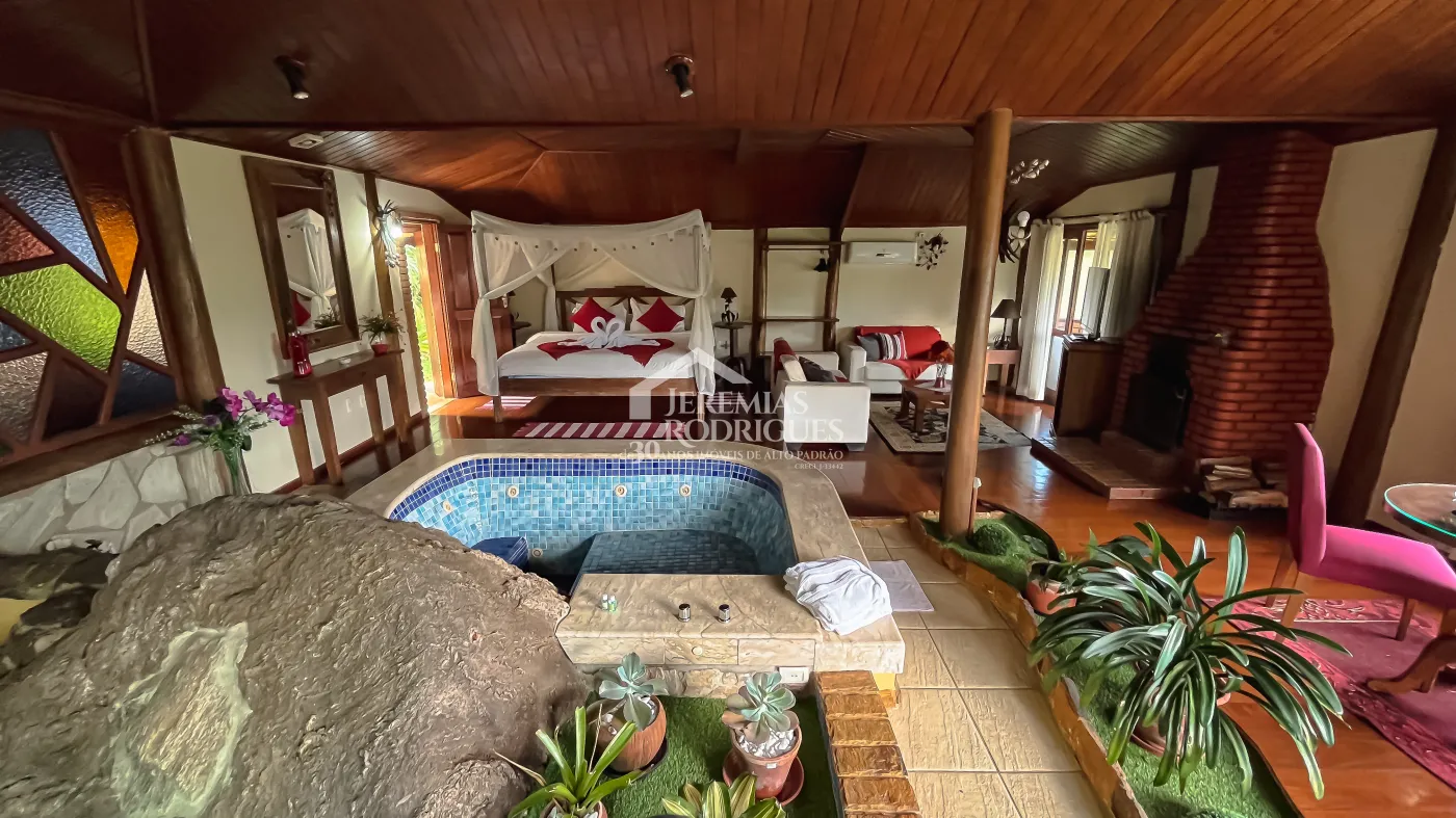 Pousada com 900 m² - Visconde de Mauá/RJ