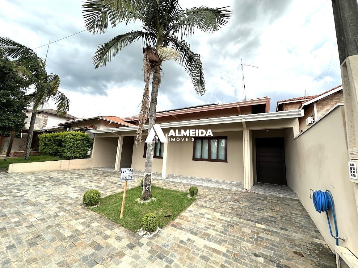 Casa á venda no Portal dos Pássaros em Boituva
