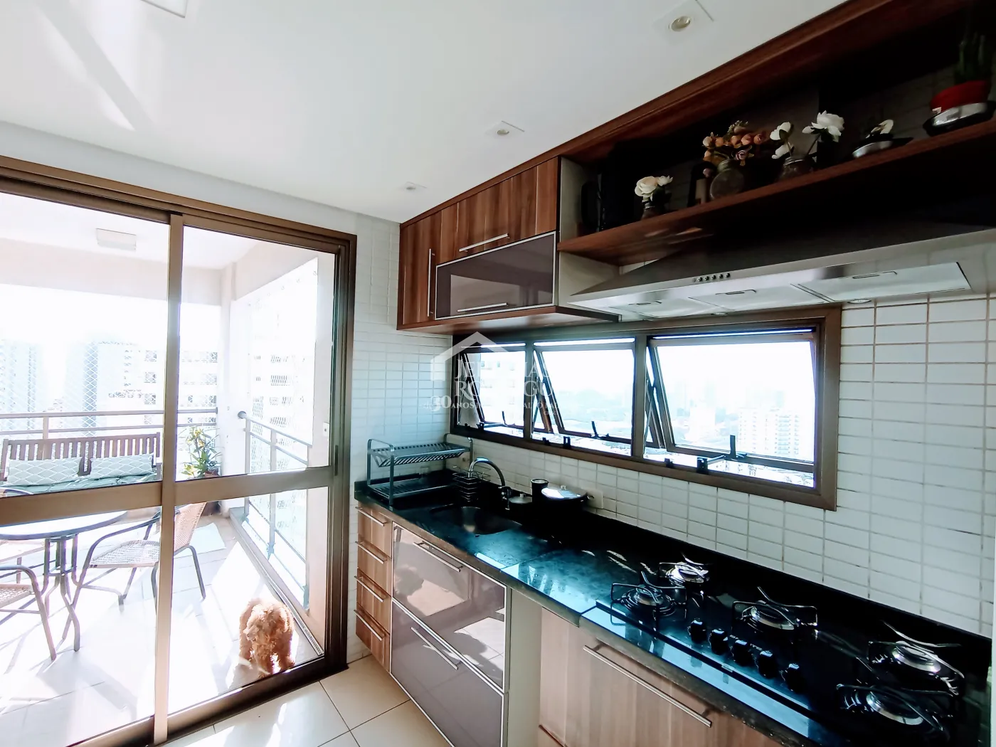 Apartamento à venda com 3 dormitórios no Edifício Jabuticabeiras em Taubaté/SP