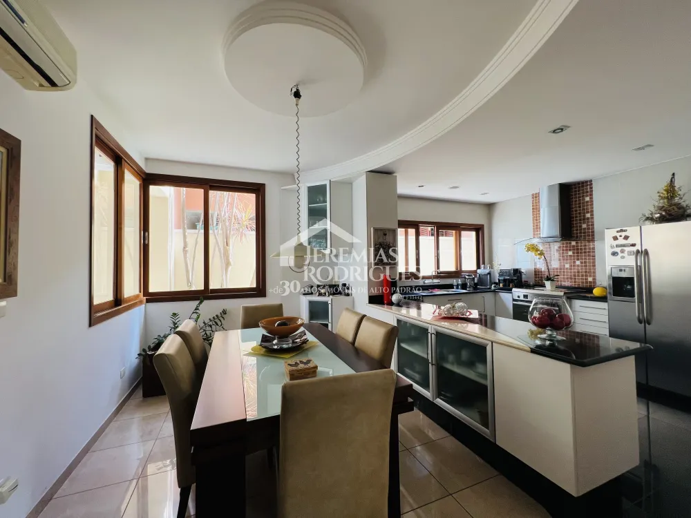 Casa com 3 quartos, 423 m² - Condomínio Taubaté Village - Taubaté/SP