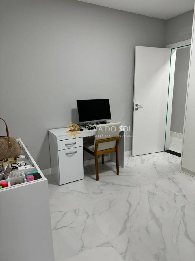 Black Piano apartamento 3 suítes e 2 vagas na Meia Praia