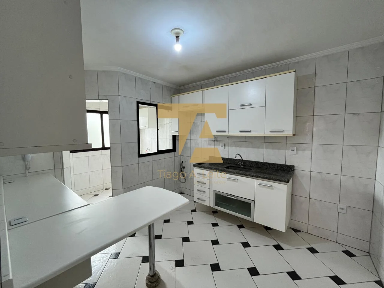Apartamento à Venda no Centro de Pindamonhangaba – 2 Quartos (1 Suíte) e Móveis Planejados