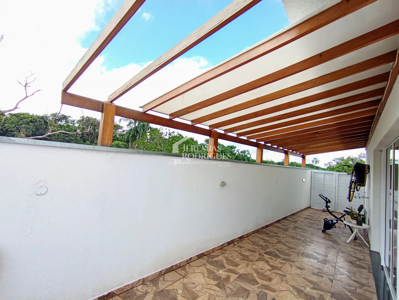 Casa para venda com 2 dormitórios no Residencial Charles Schineider em Taubaté/SP