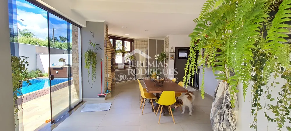 Casa com 3 dormitórios, 350 m² - Condomínio Taubaté Village - Taubaté/SP