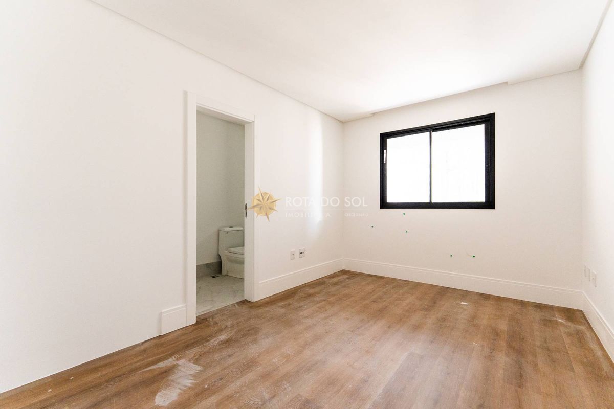 Maison Lafayette Apartamento 4 Suítes Meia Praia Itapema SC