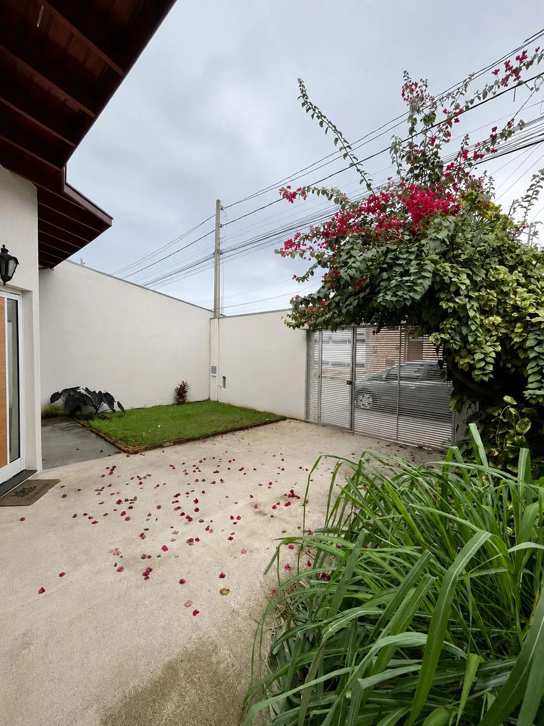 Casa à venda com energia solar e área gourmet – Parque das Palmeiras, Pindamonhangaba/SP