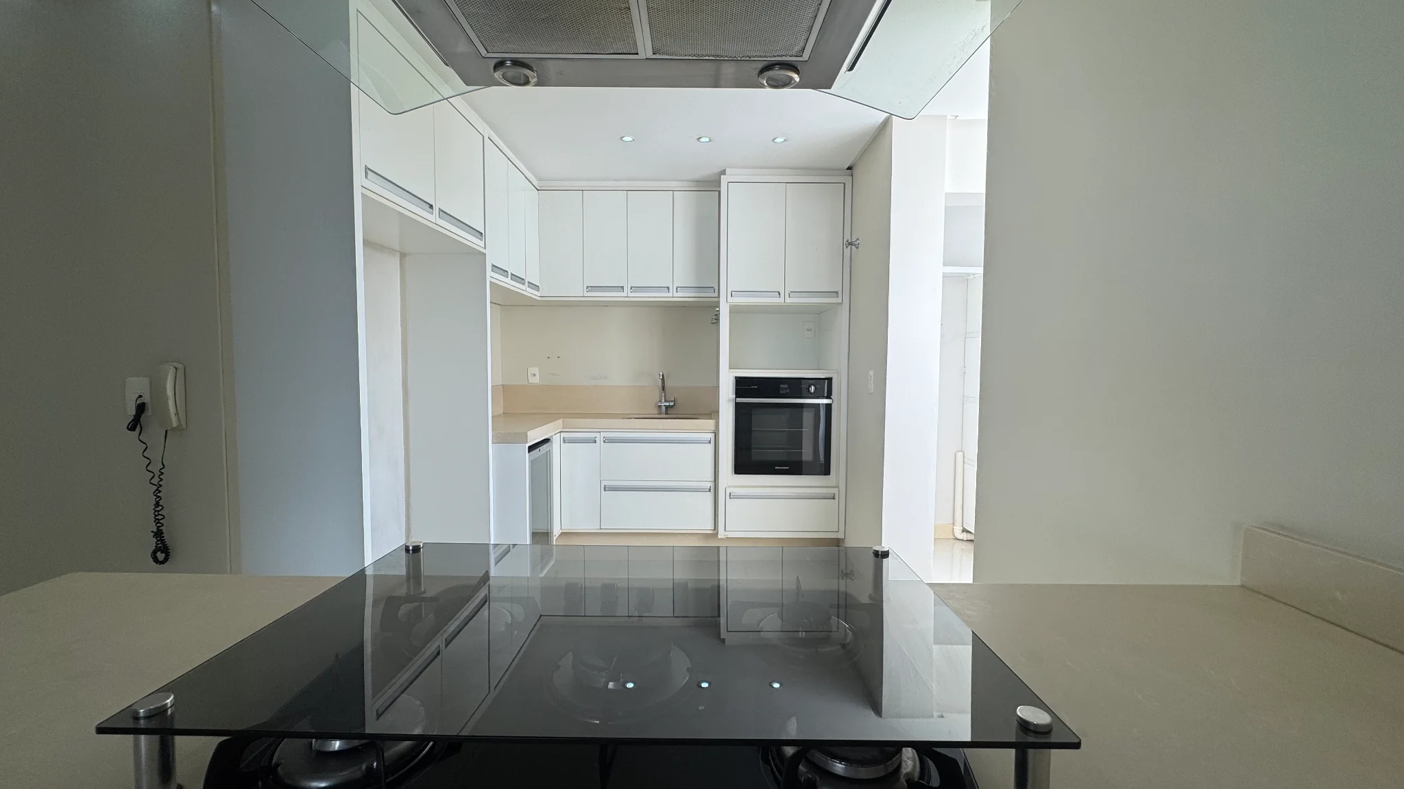 Apartamento à venda no Edifício Serra da Mantiqueira em Pindamonhangaba/SP. 