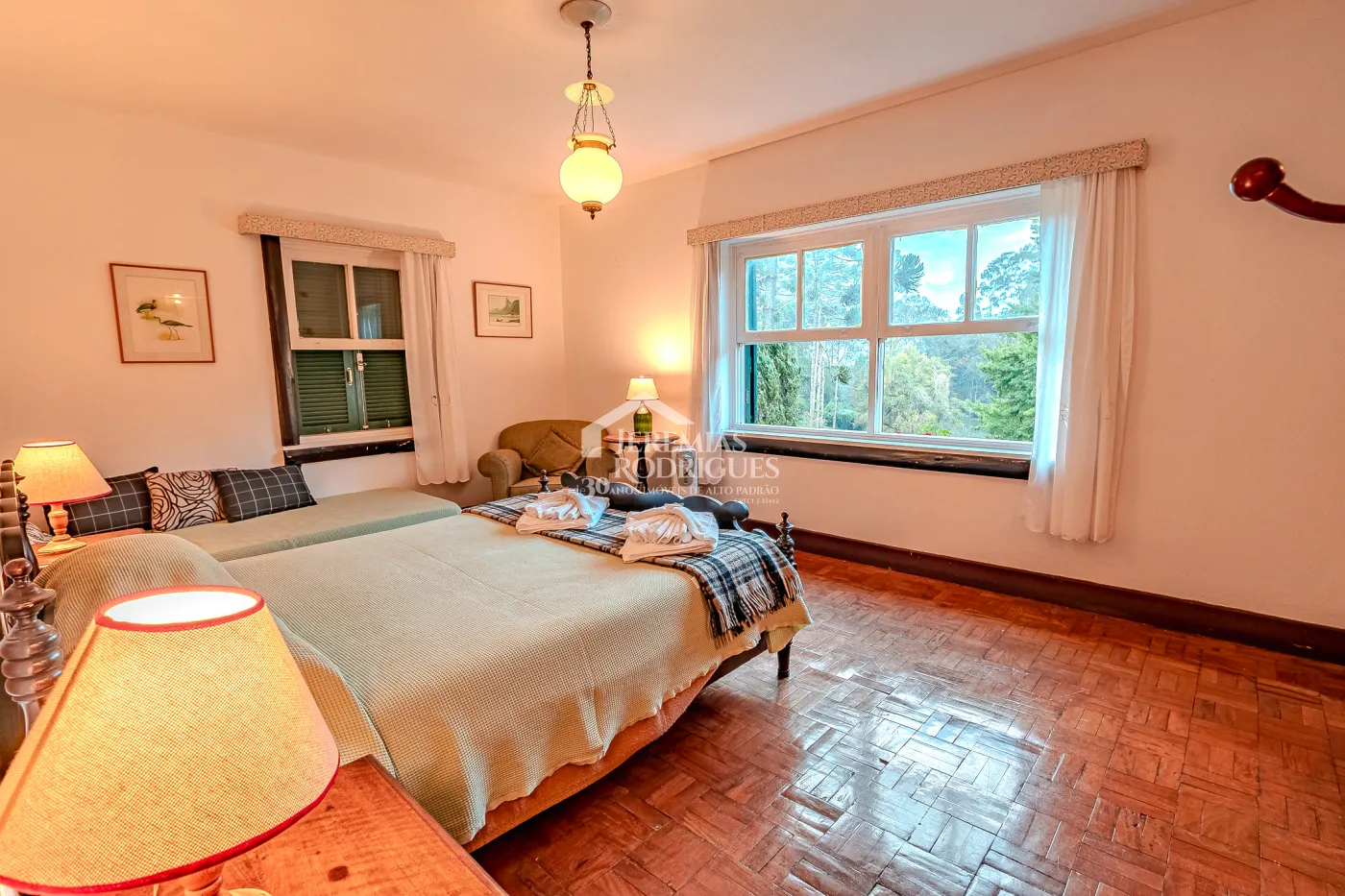 Casa com 9 dormitórios, 694 m² - Condomínio Reserva Figueiredo - Campos do Jordão/SP