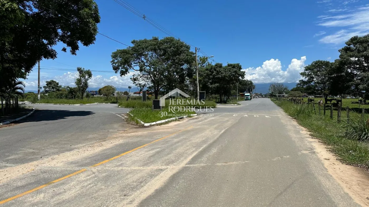 Terreno comercial de 123000 m² para alugar por R$ 30.000,00 - Pindamonhangaba/SP