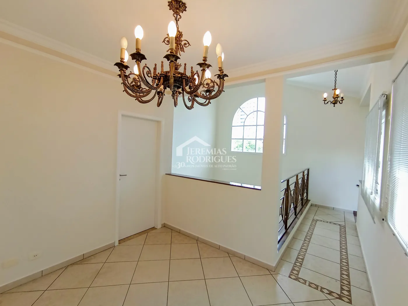 Casa para locação com 4 dormitórios no Condomínio Taubaté Village em Taubaté/SP.