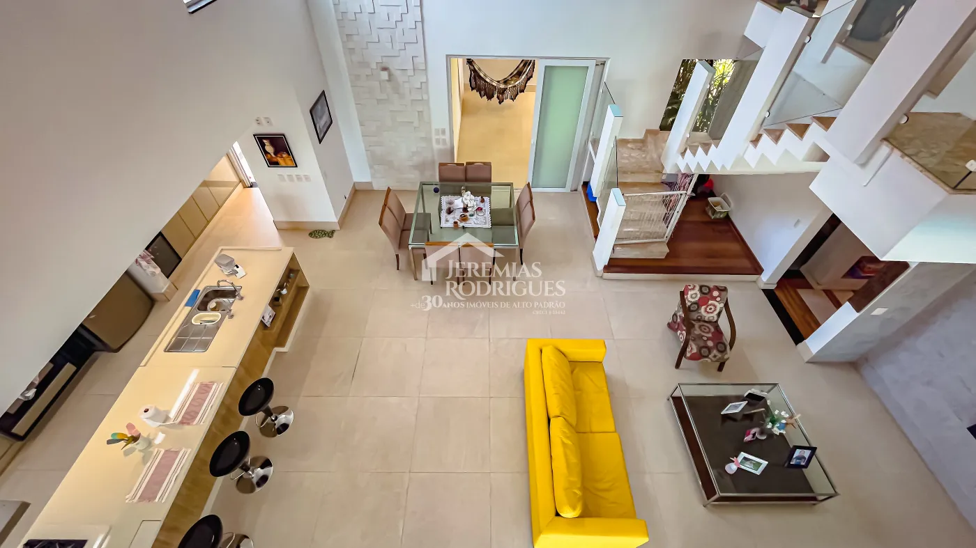 Casa à venda com 6 suítes - Condomínio Village Paineiras - Pindamonhangaba/SP