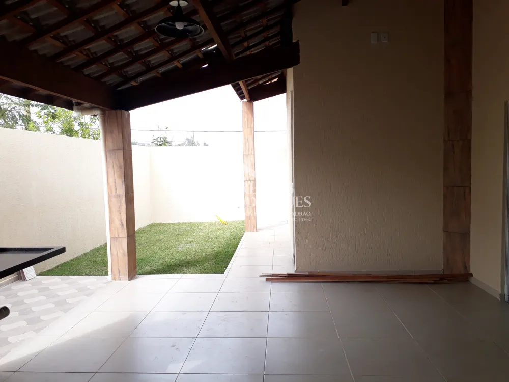 Casa à venda com 3 dormitórios no Condomínio Moema Ville em Pindamonhangaba/SP