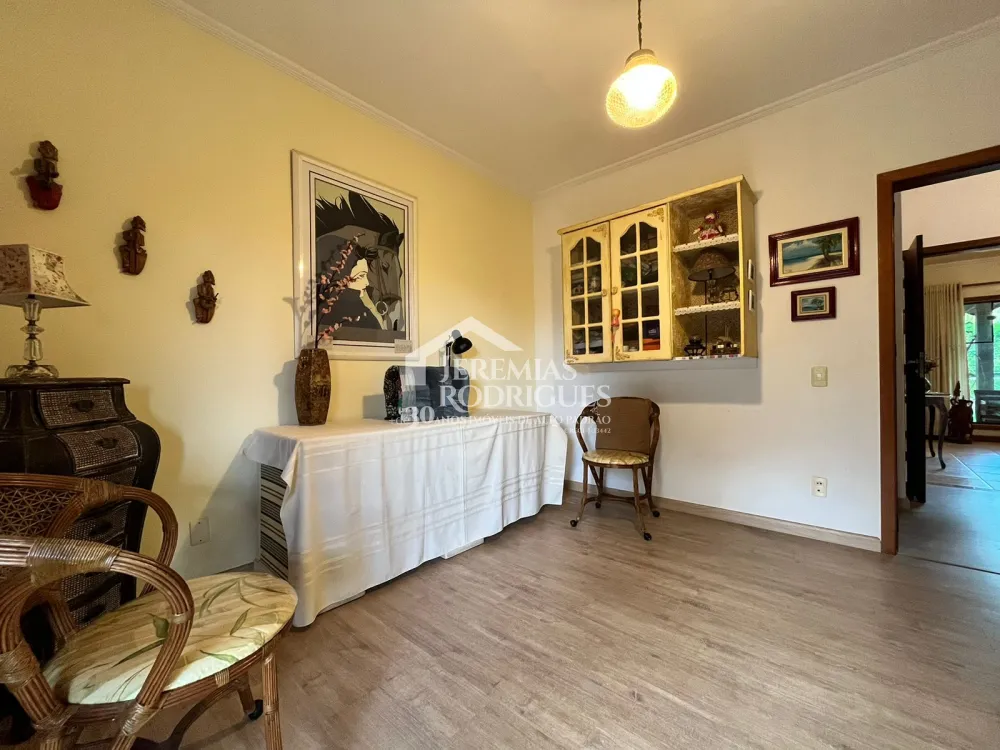 Casa com 4 dormitórios, 360 m² - Condomínio Chácaras Cataguá- Taubaté/SP