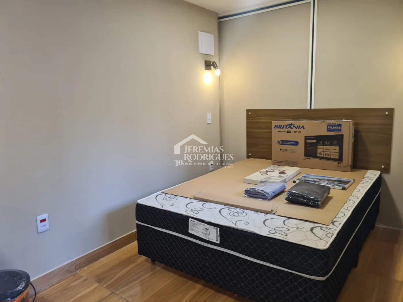 Casa com 4 dormitórios, 265 m² -  Alto do Capivari - Campos do Jordão /SP