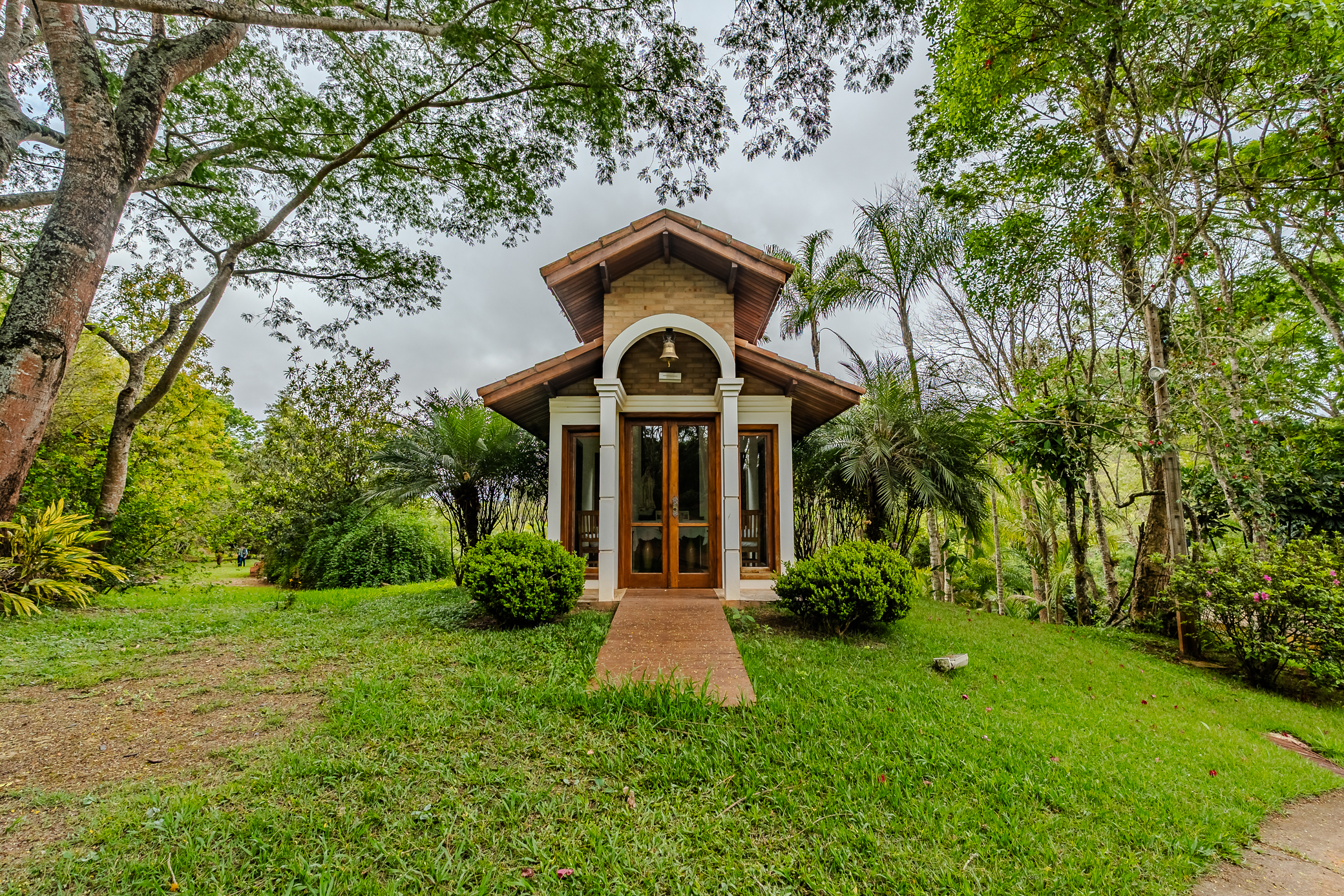 Sitio à venda com 9 dormitórios em São Luiz do Paraitinga/SP.