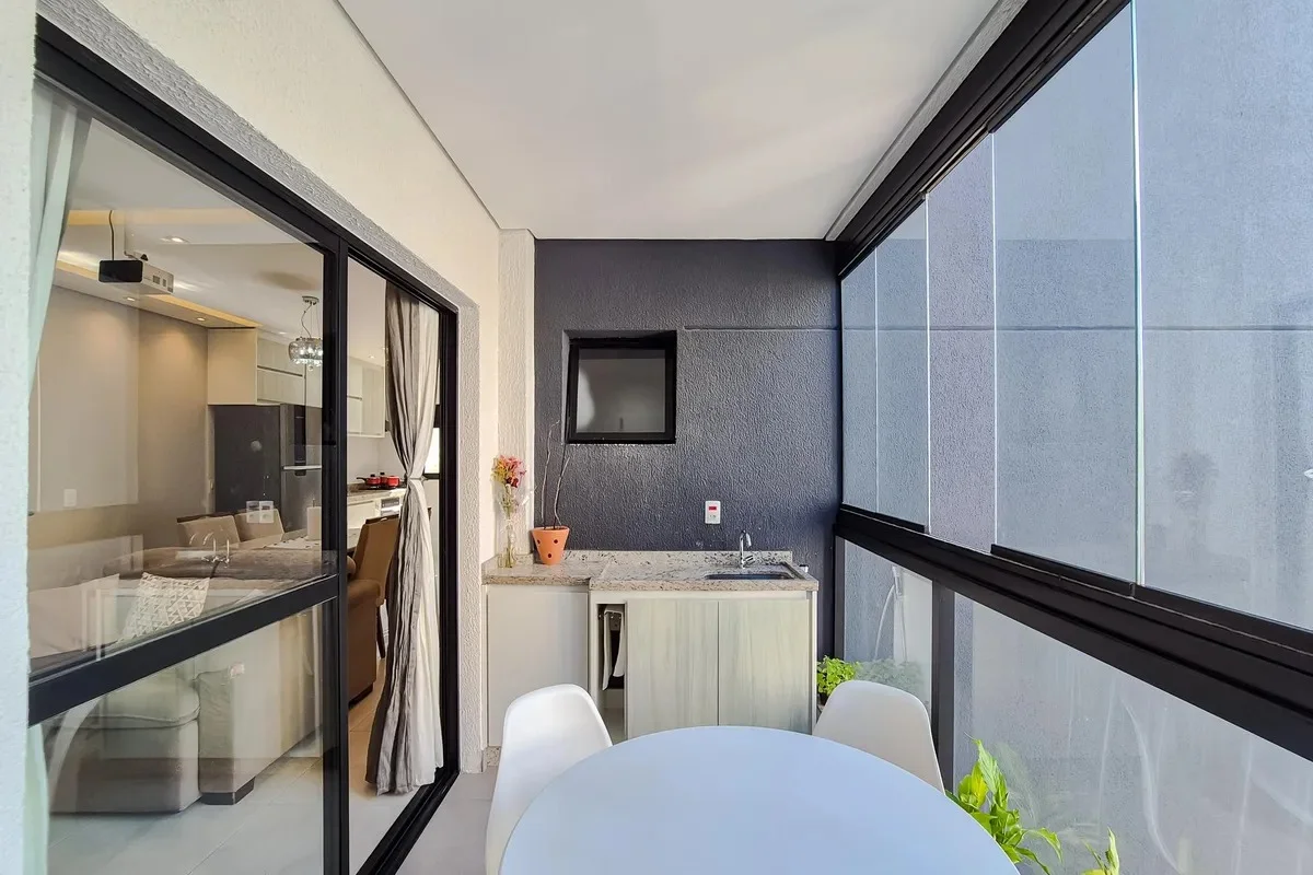Oportunidade no Centro de SBC: Apartamento Moderno de 74m², 2 Suítes, Varanda Gourmet e 2 Vagas Livres – Abaixo do Valor de Avaliação!