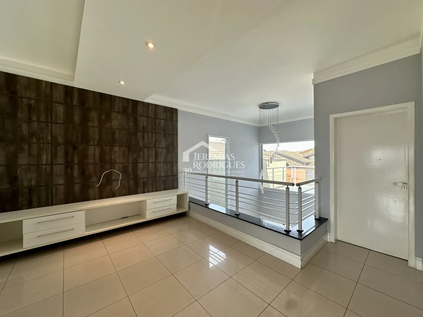 Sobrado com 3 dormitórios, 302 m2 - Condomínio Campos do Conde II - Tremembé/SP.