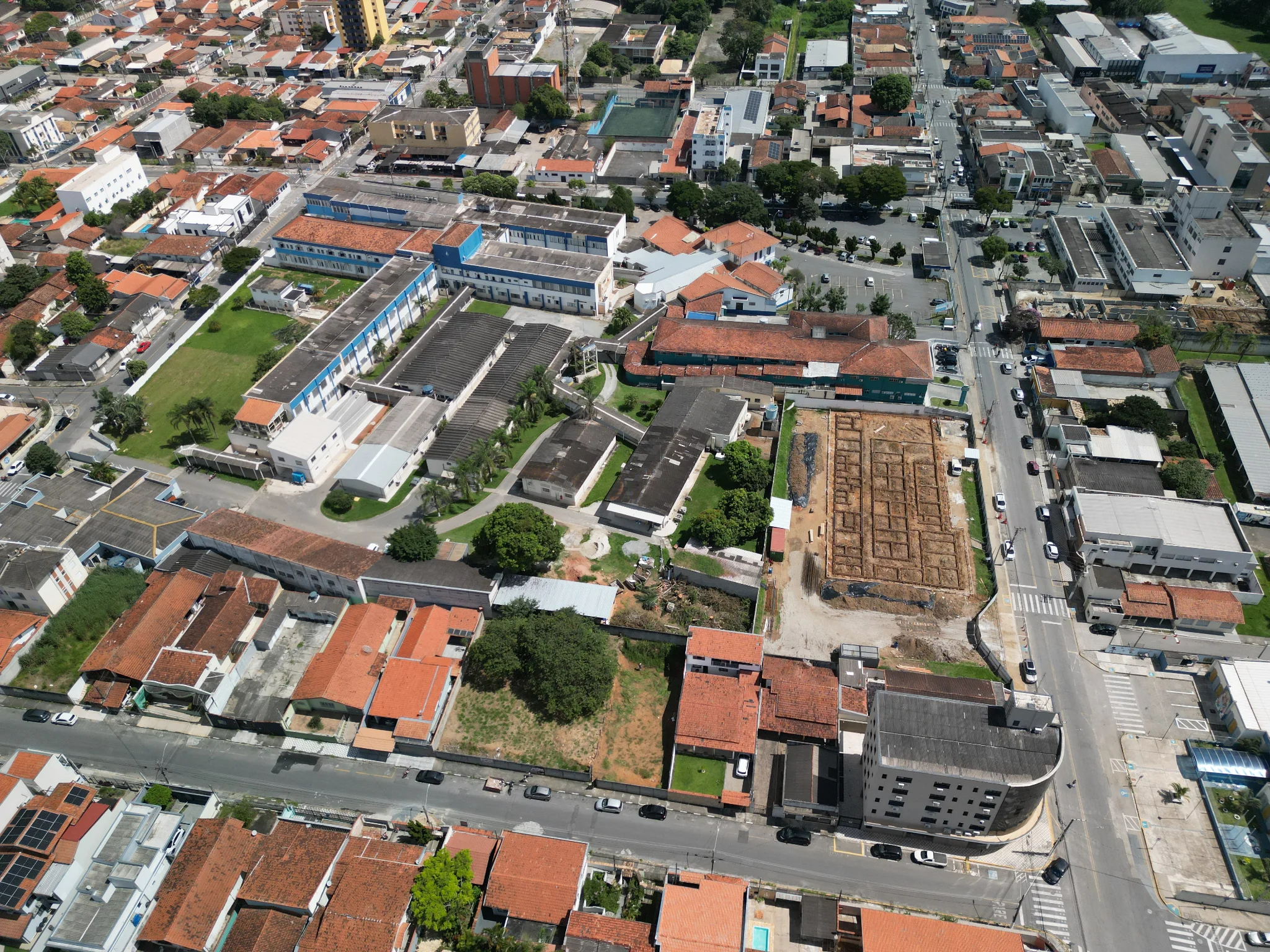 Terrenos à venda, 600m² no Bairro São Benedito em Pindamonhangaba/SP