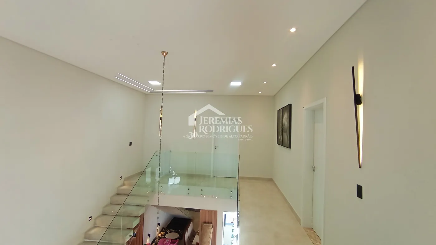 Casa à venda com 3 dormitórios no Condomínio Tecoara em Taubaté/SP.