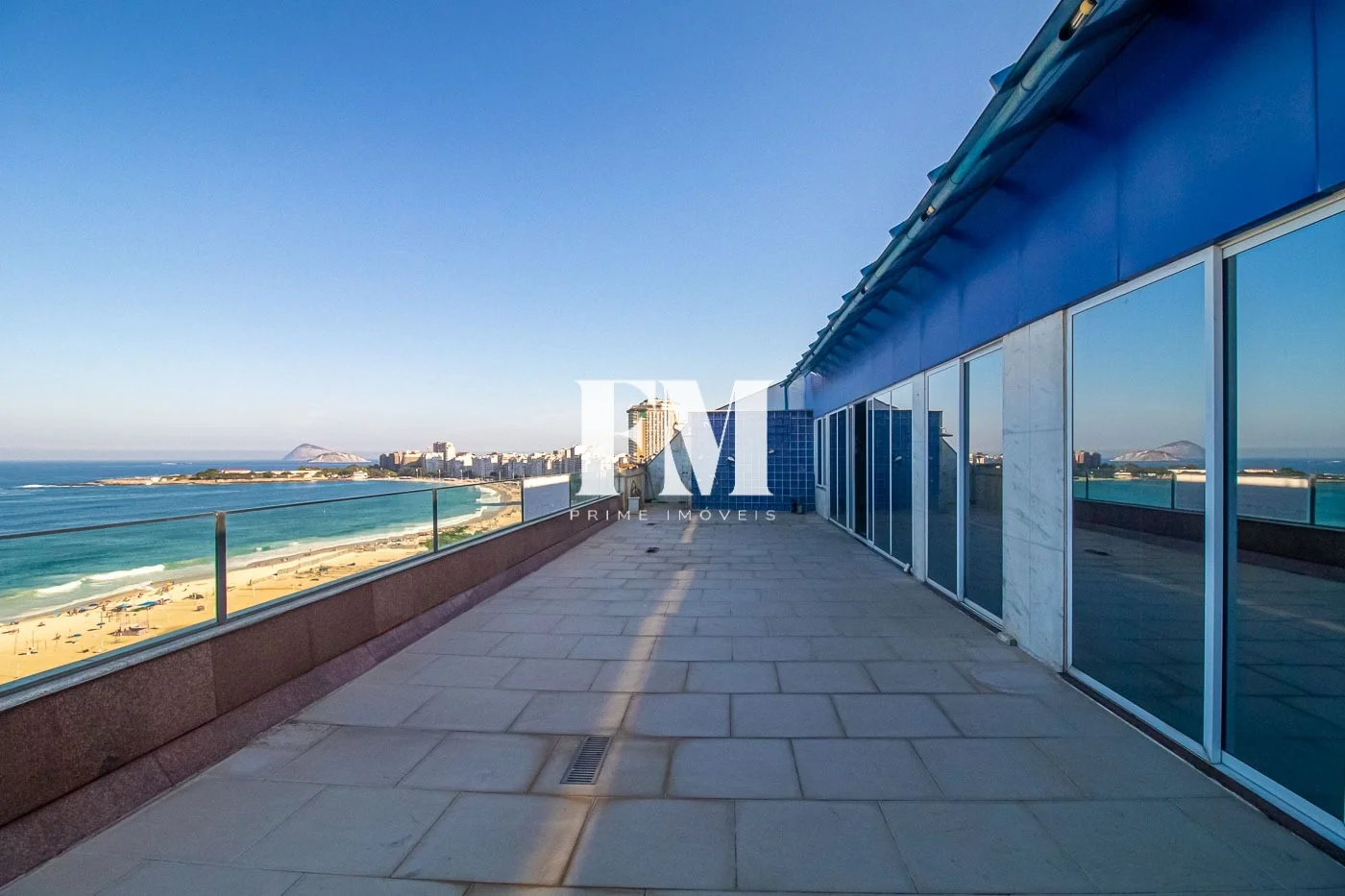 Exclusividade na Avenida Atlântica: Cobertura Linear de 425m² com Vista Panorâmica de 180º no Posto 4 - foto 3