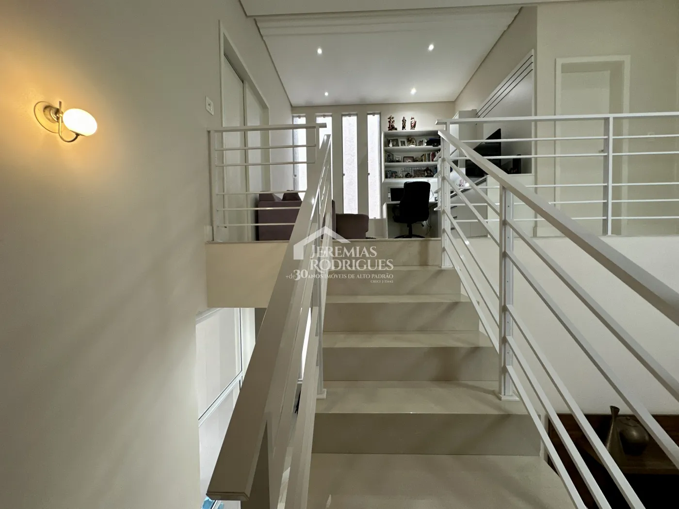 Casa à venda com 3 dormitórios no Condomínio Campos do Conde I em Tremembé/SP
