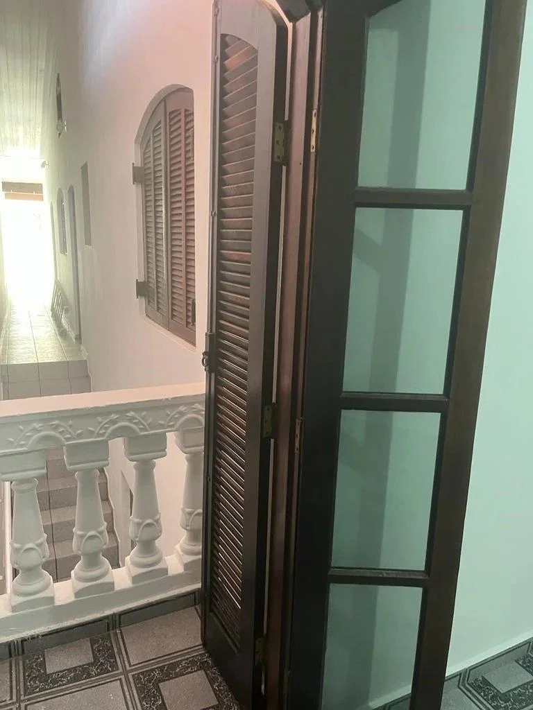 Casa GRANDE, 153m², Térrea com 03 quartos, 02 Vagas de Garagem Coberta, para locação no Jardim Ipê 4, São Bernardo do Campo - SP