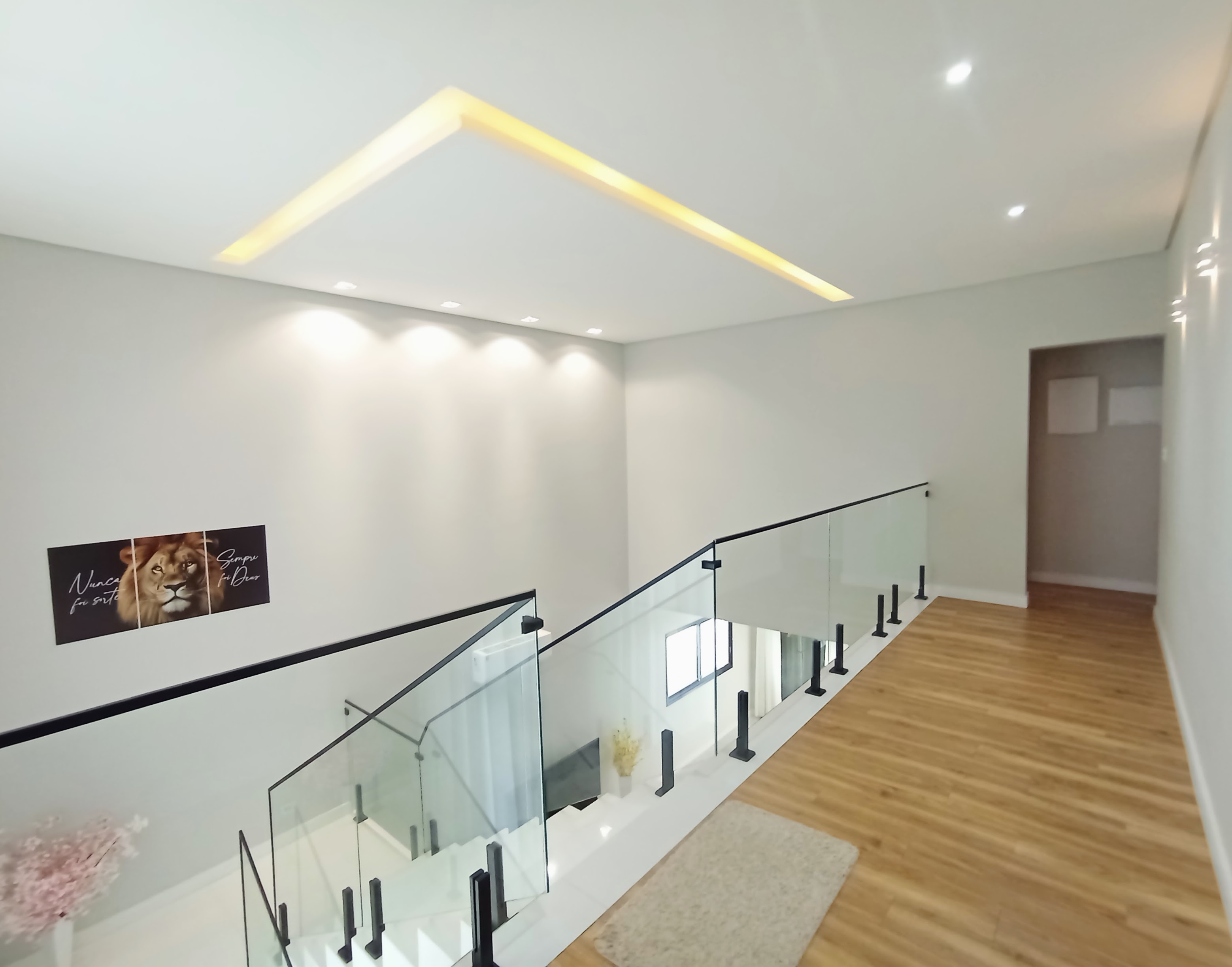 Casa à venda com 4 dormitórios no Condomínio Cyrela Landscape em Taubaté/SP.