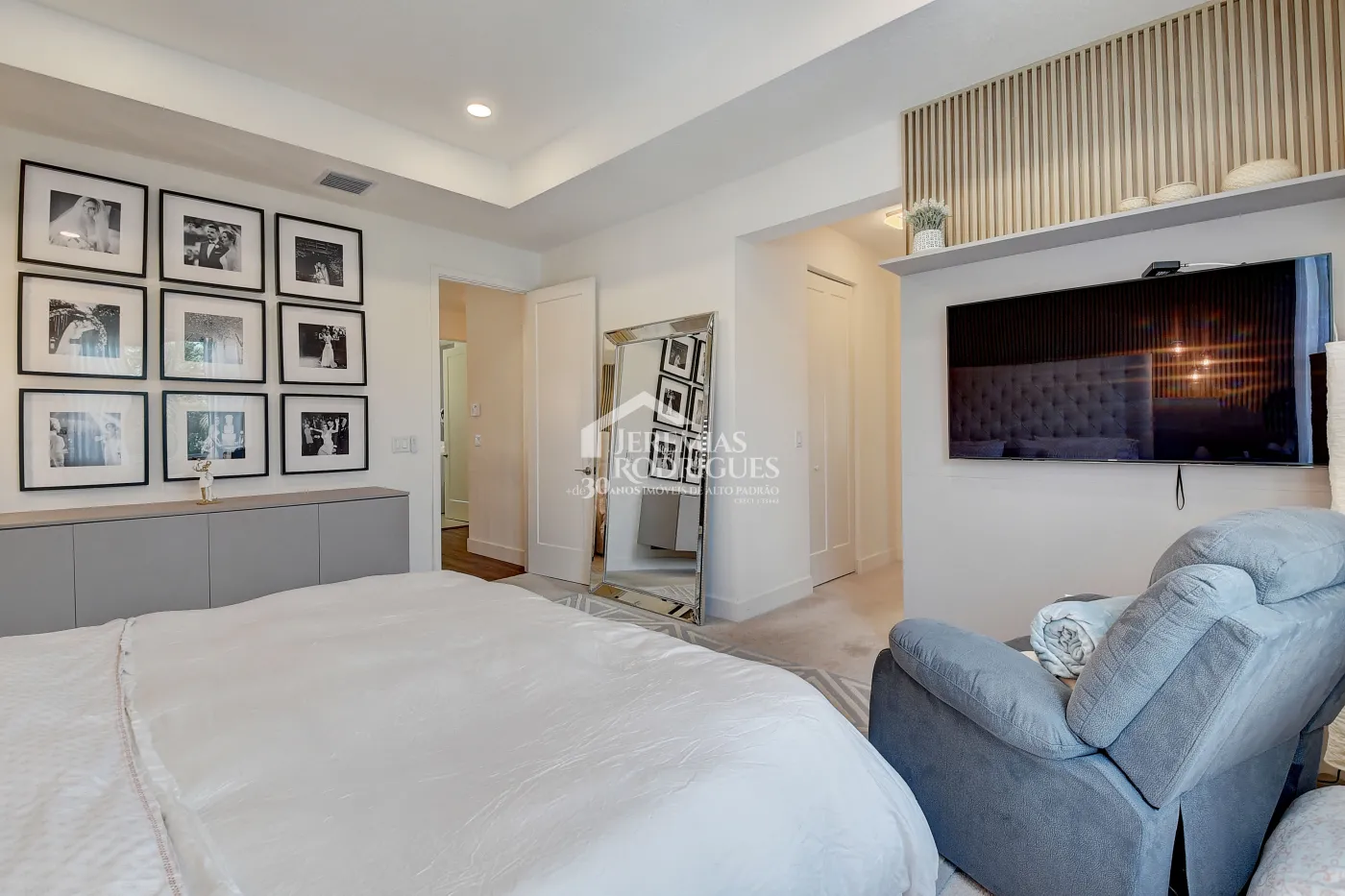 Casa com 4 dormitórios - Condomínio Dakota - Miami/ Flórida