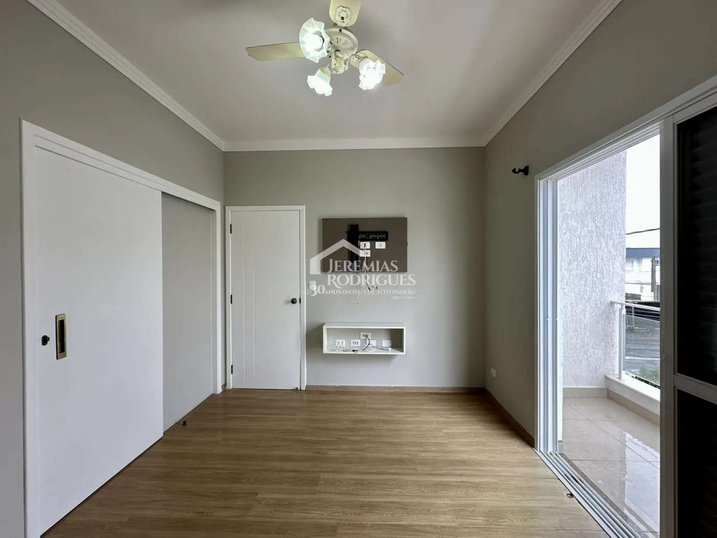 Casa com 3 dormitórios, 237 m² - Campos do Conde Chamboard - Tremembé/SP.