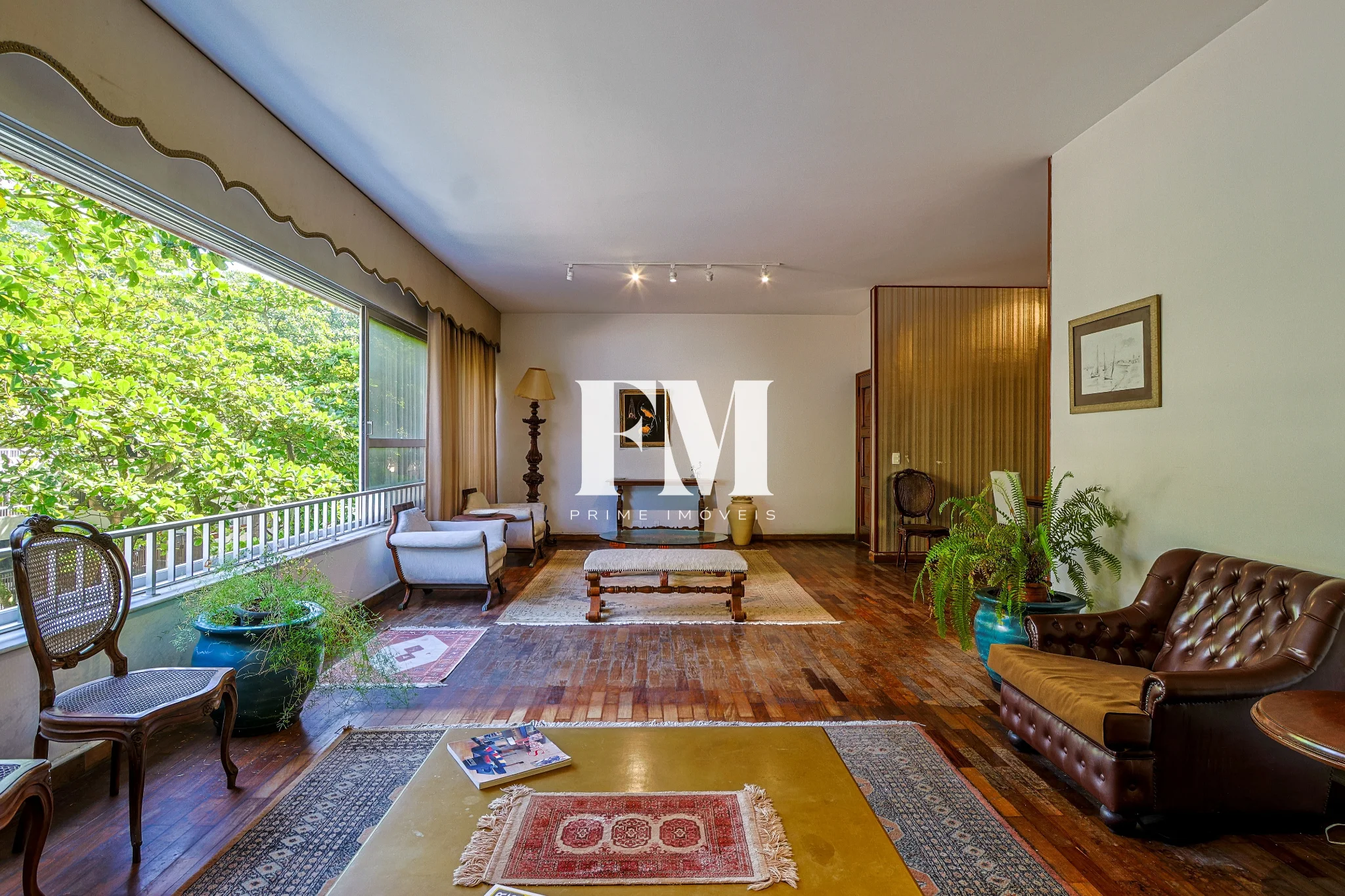 Exclusividade no Leblon: Imponente Apartamento de 187m² a Apenas 60 Metros da Praia na Av. Afrânio de Melo Franco - foto 5