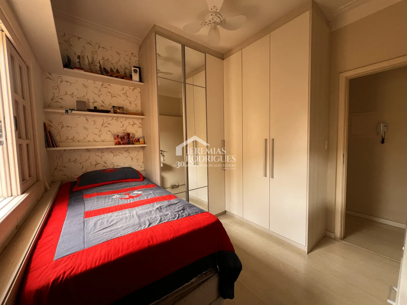 Casa com 4 dormitórios, 394 m² - Alto São Pedro - Taubaté/SP.
