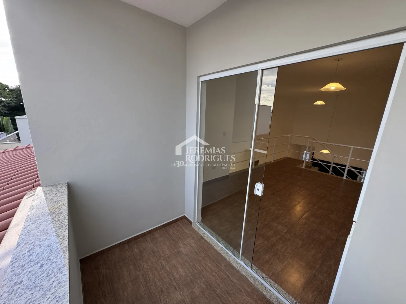 Casa para venda com 3 dormitórios no Condomínio Campos do Conde II Chamboard em Tremembé/SP