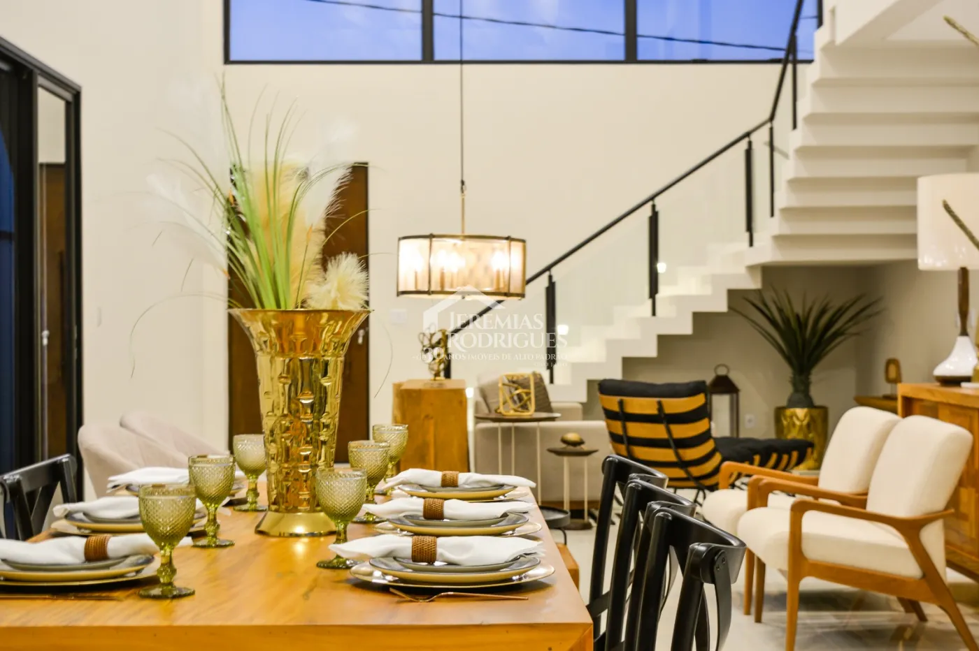 Casa com 4 dormitórios, 245 m² - Condomínio Colinas do Belém - Taubaté/SP