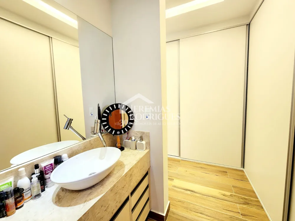 Casa com 3 quartos, 252 m² - Condomínio Ouro Ville - Taubaté/SP