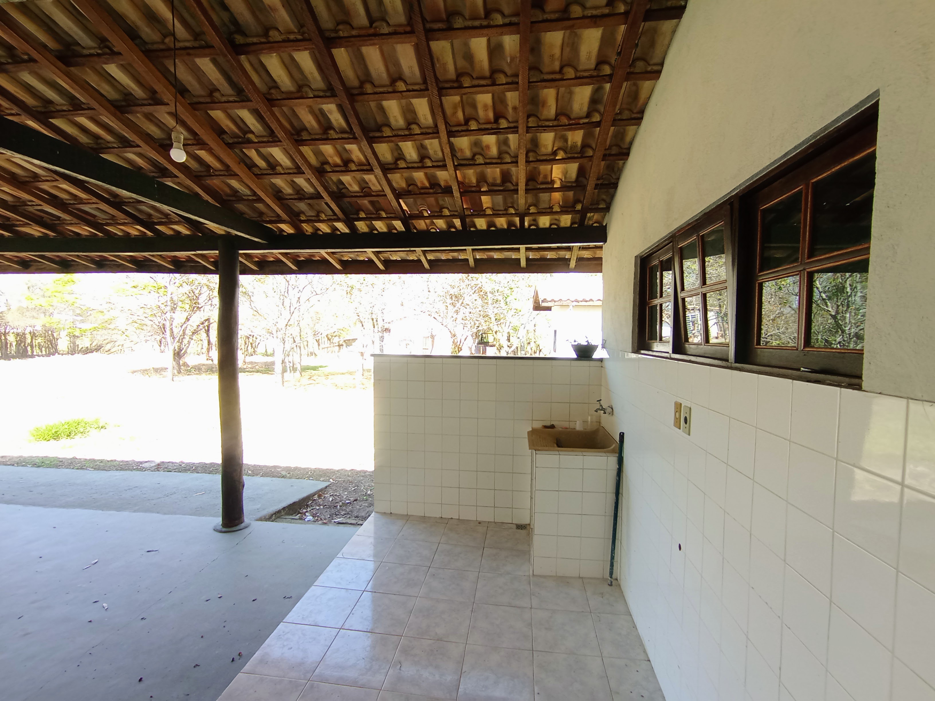 Sítio à venda com 24.000 m² no bairro Mandú em Pindamonhangaba/SP.