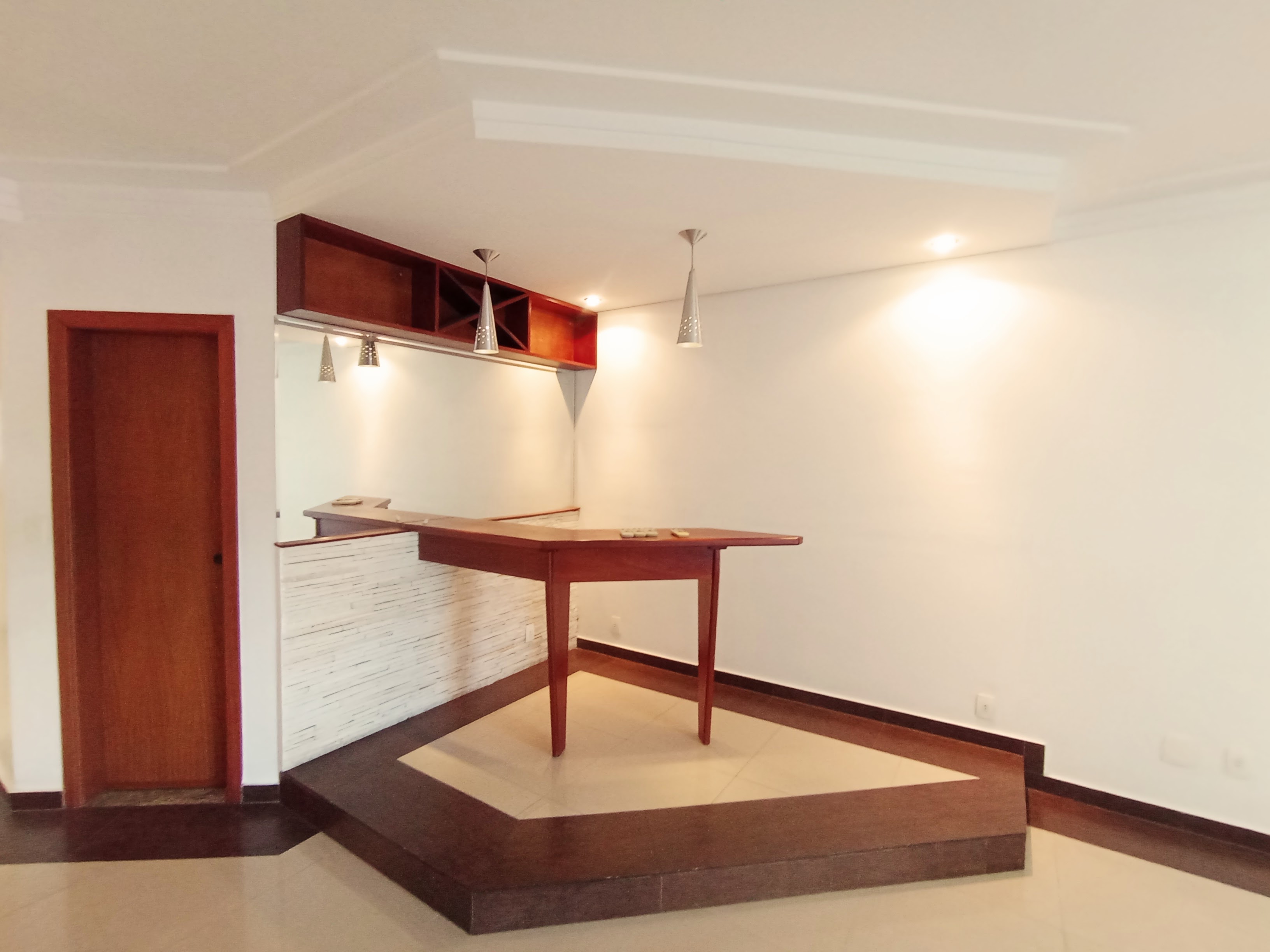 Apartamento à venda com 3 dormitórios, 171 m² no Condomínio Green Tower em Taubaté/SP.