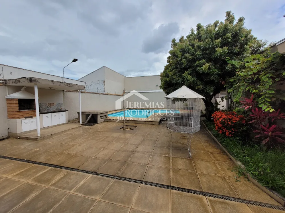 Casa com 3 quartos, 260 m², venda por R$ 1.050.000- Jardim Maria Augusta - Taubaté/SP