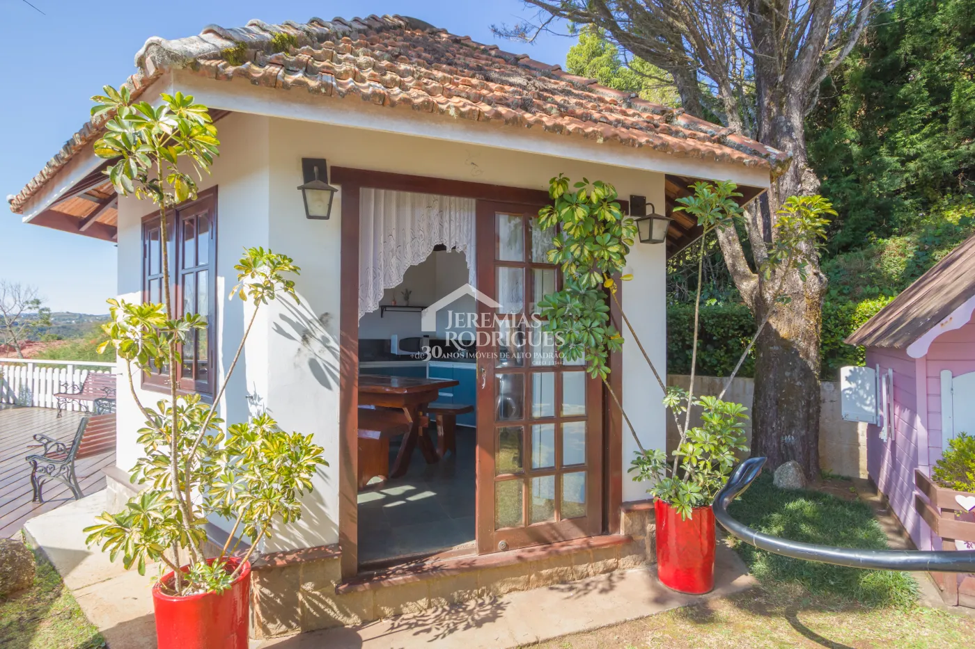 Casa com 3 suítes, 170 m² - Condomínio Jardim Monte Belo - Campos do Jordão/SP
