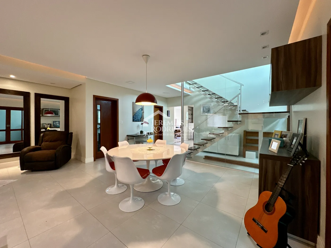 Casa com 3 suítes, 386 m² - Condomínio Taubaté Village - Taubaté/SP