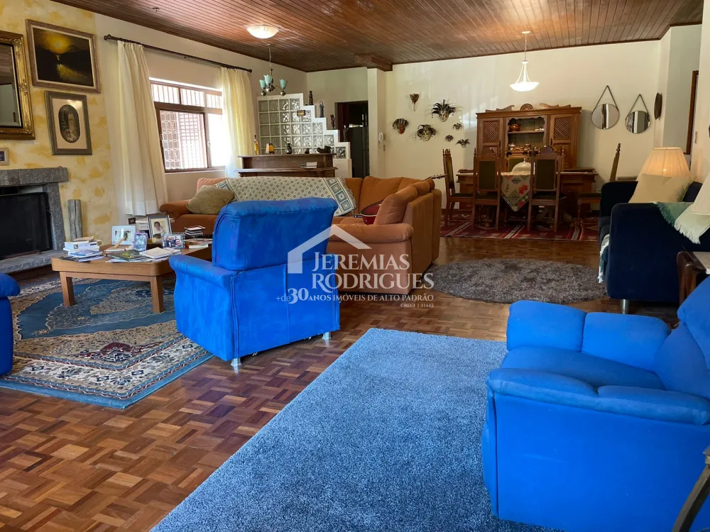 Casa com 5 suítes, 348 m² - Centro - Santo Antônio do Pinhal/SP.